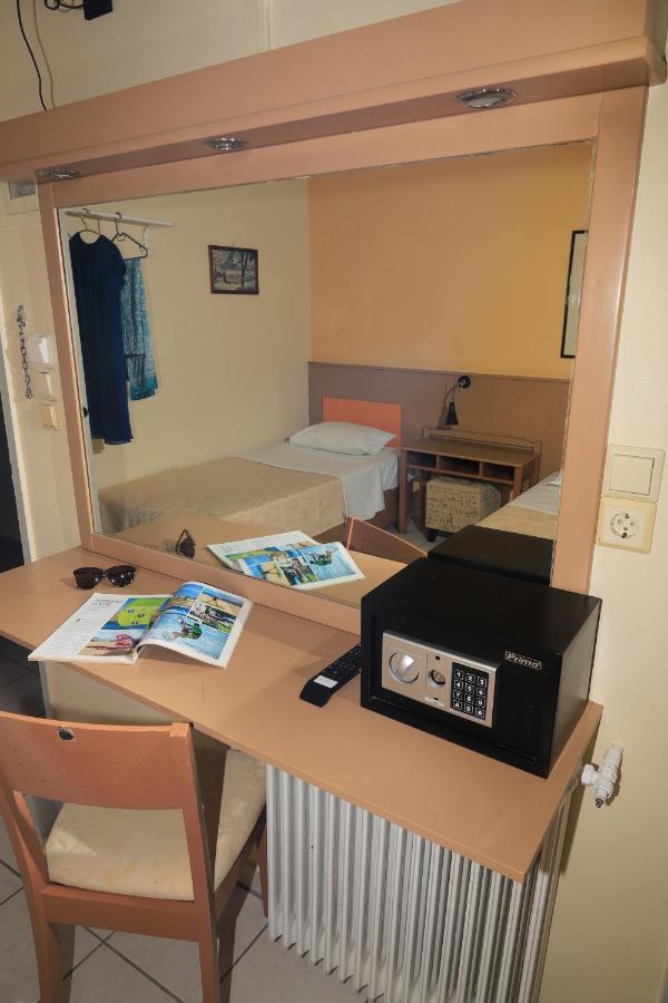 Ikaros Hotel 2*