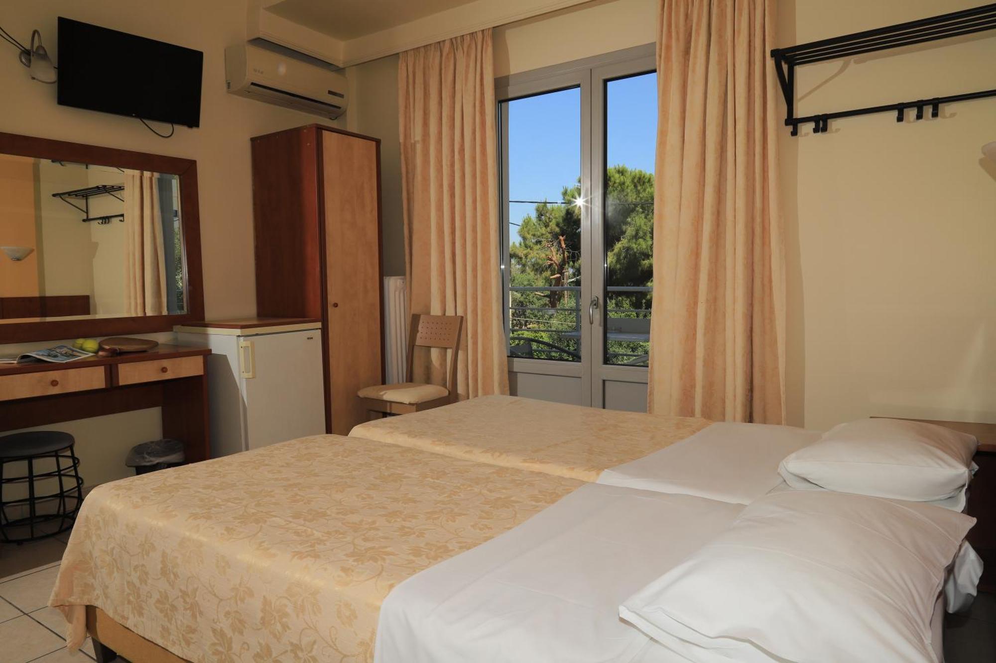 Hotel Ikaros 2*